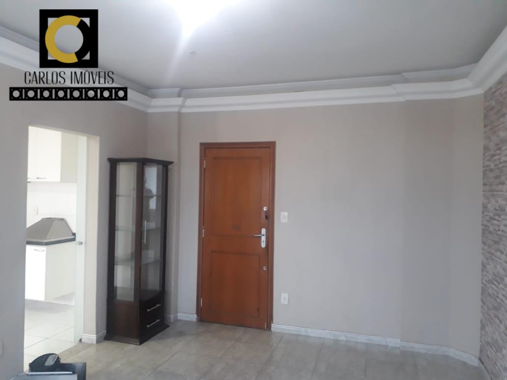 Apartamento à venda com 2 quartos, 85m² - Foto 2