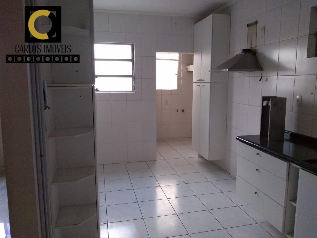 Apartamento à venda com 2 quartos, 85m² - Foto 1