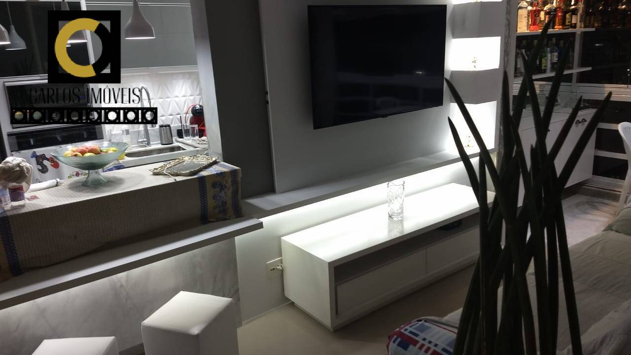 Apartamento à venda com 2 quartos, 80m² - Foto 3