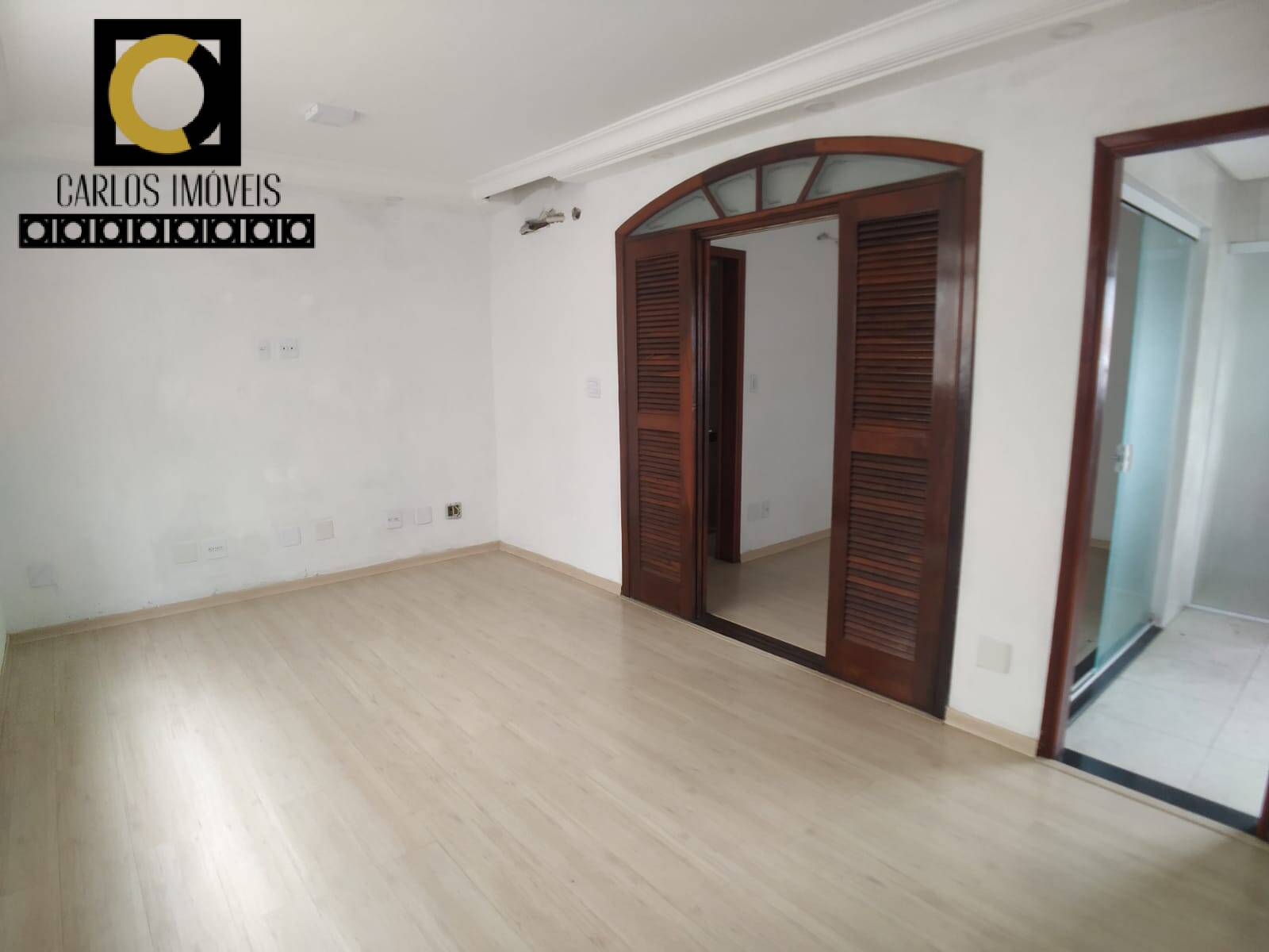 Apartamento à venda com 3 quartos, 100m² - Foto 3