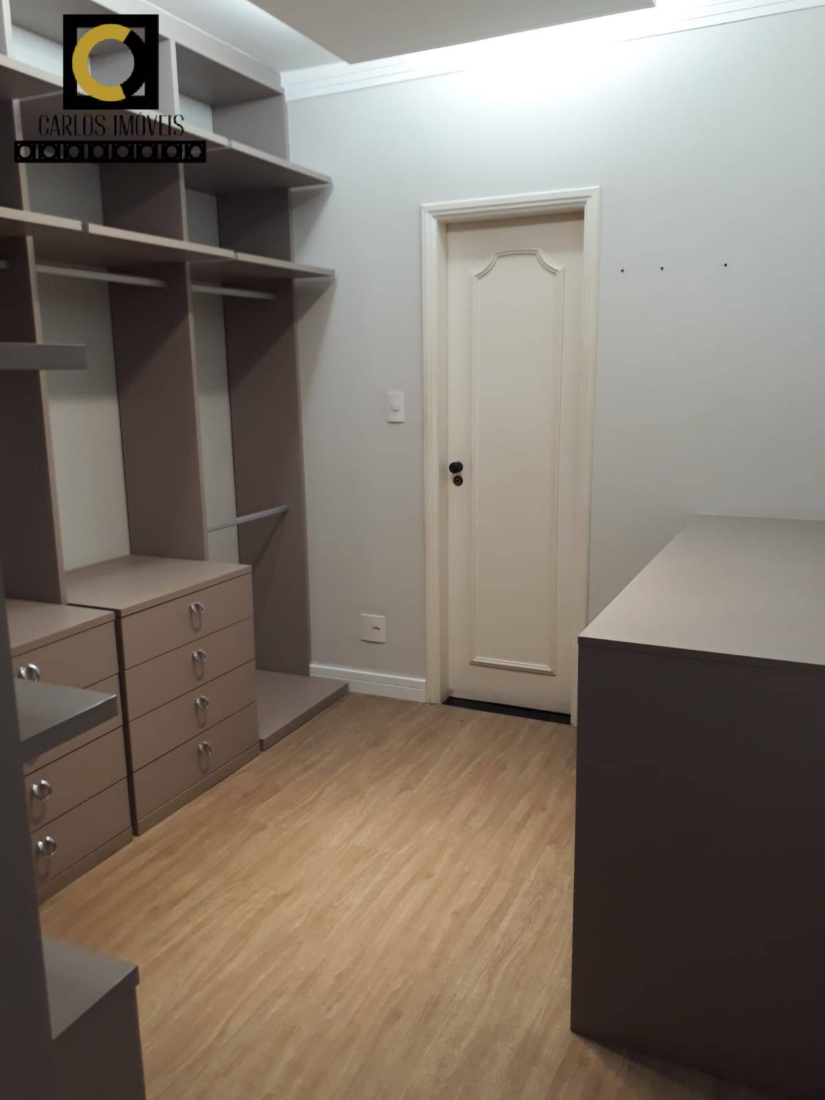 Apartamento à venda com 3 quartos, 211m² - Foto 19