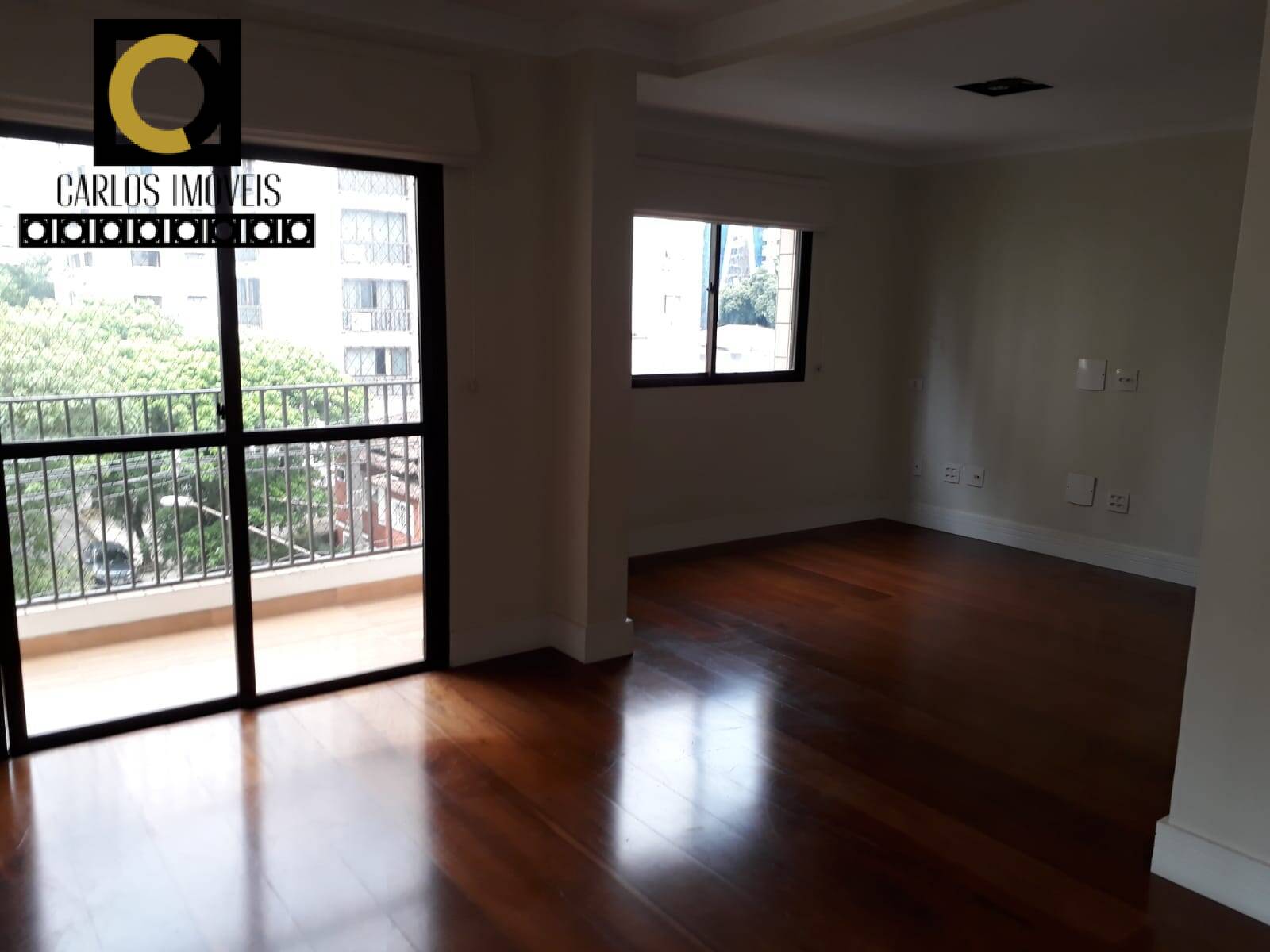 Apartamento à venda com 3 quartos, 211m² - Foto 1