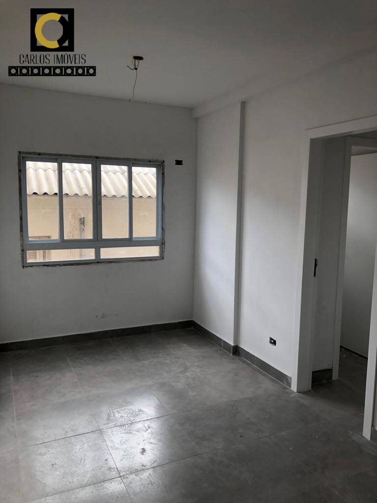 Apartamento à venda com 2 quartos, 70m² - Foto 2