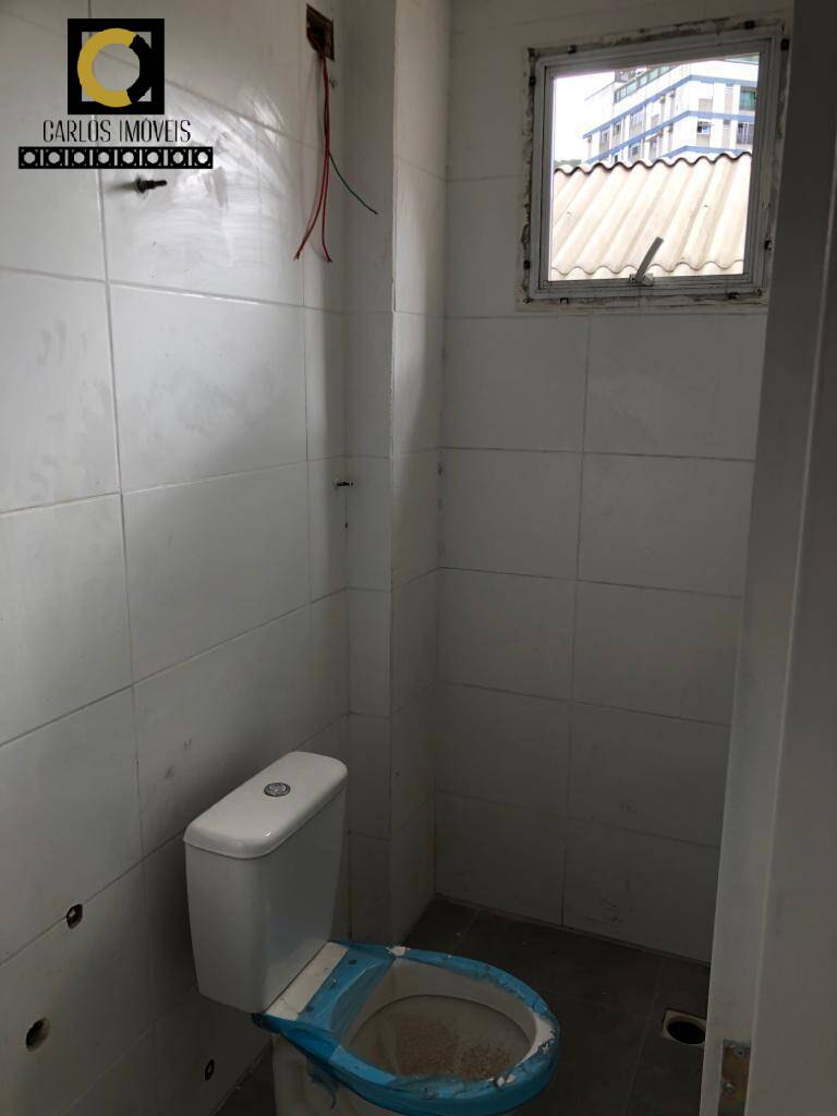 Apartamento à venda com 2 quartos, 70m² - Foto 10