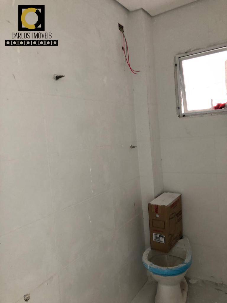 Apartamento à venda com 2 quartos, 70m² - Foto 11