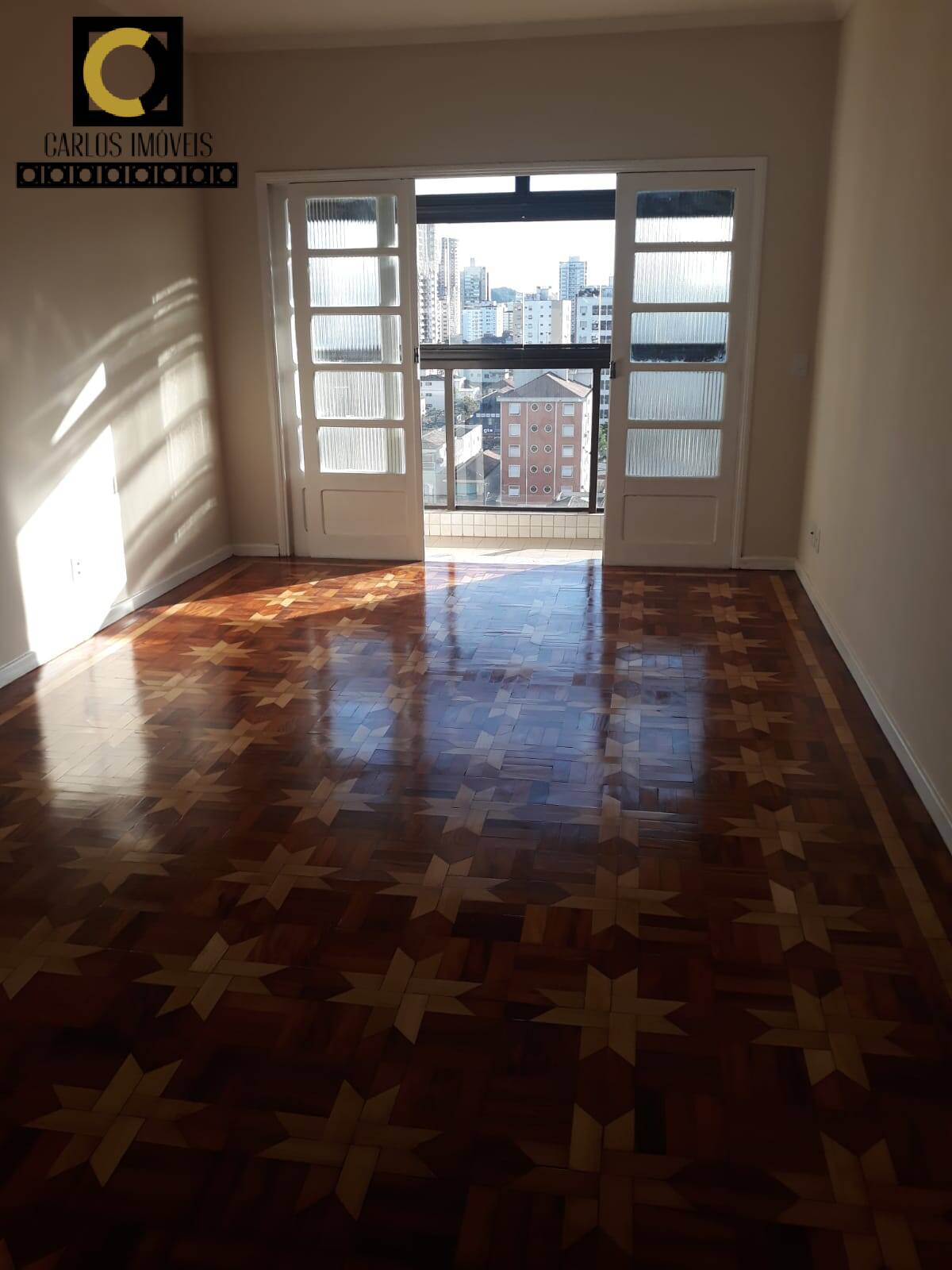 Apartamento à venda com 2 quartos, 142m² - Foto 4