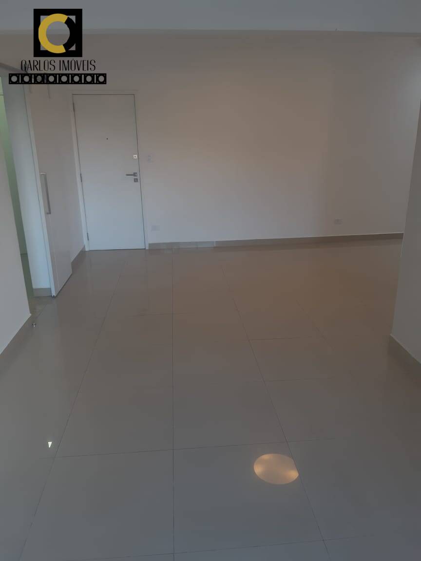 Apartamento à venda com 2 quartos, 87m² - Foto 3