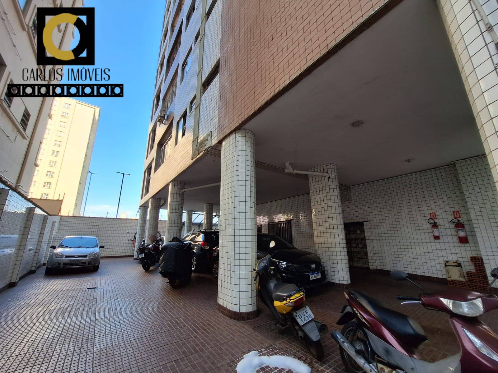 Apartamento à venda com 2 quartos, 80m² - Foto 28