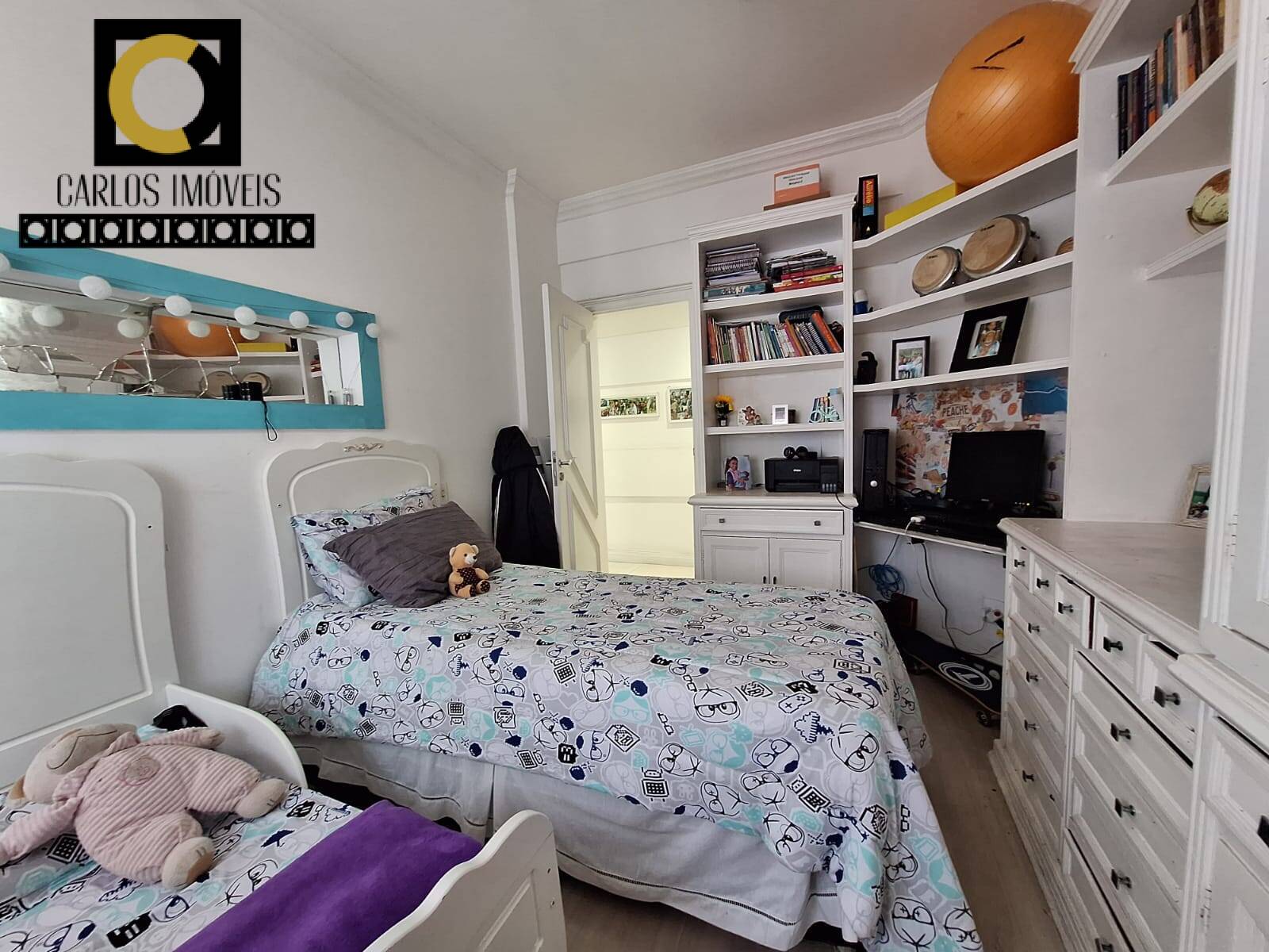 Apartamento à venda com 2 quartos, 80m² - Foto 11