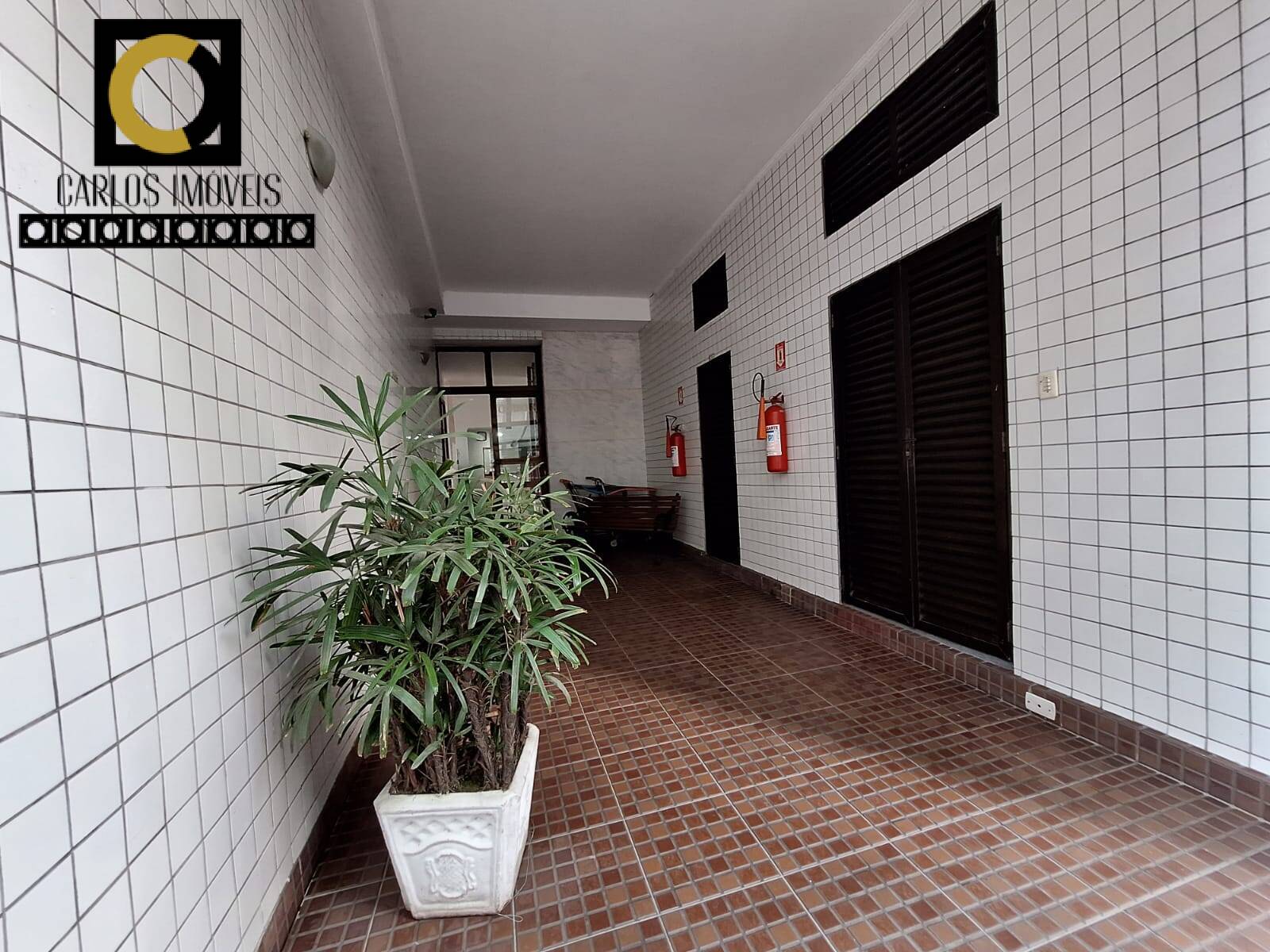 Apartamento à venda com 2 quartos, 80m² - Foto 25