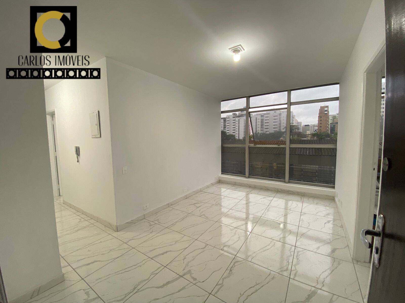 Apartamento à venda com 2 quartos, 88m² - Foto 1