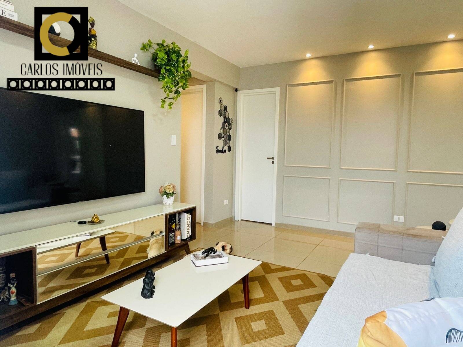 Apartamento à venda com 2 quartos, 93m² - Foto 1