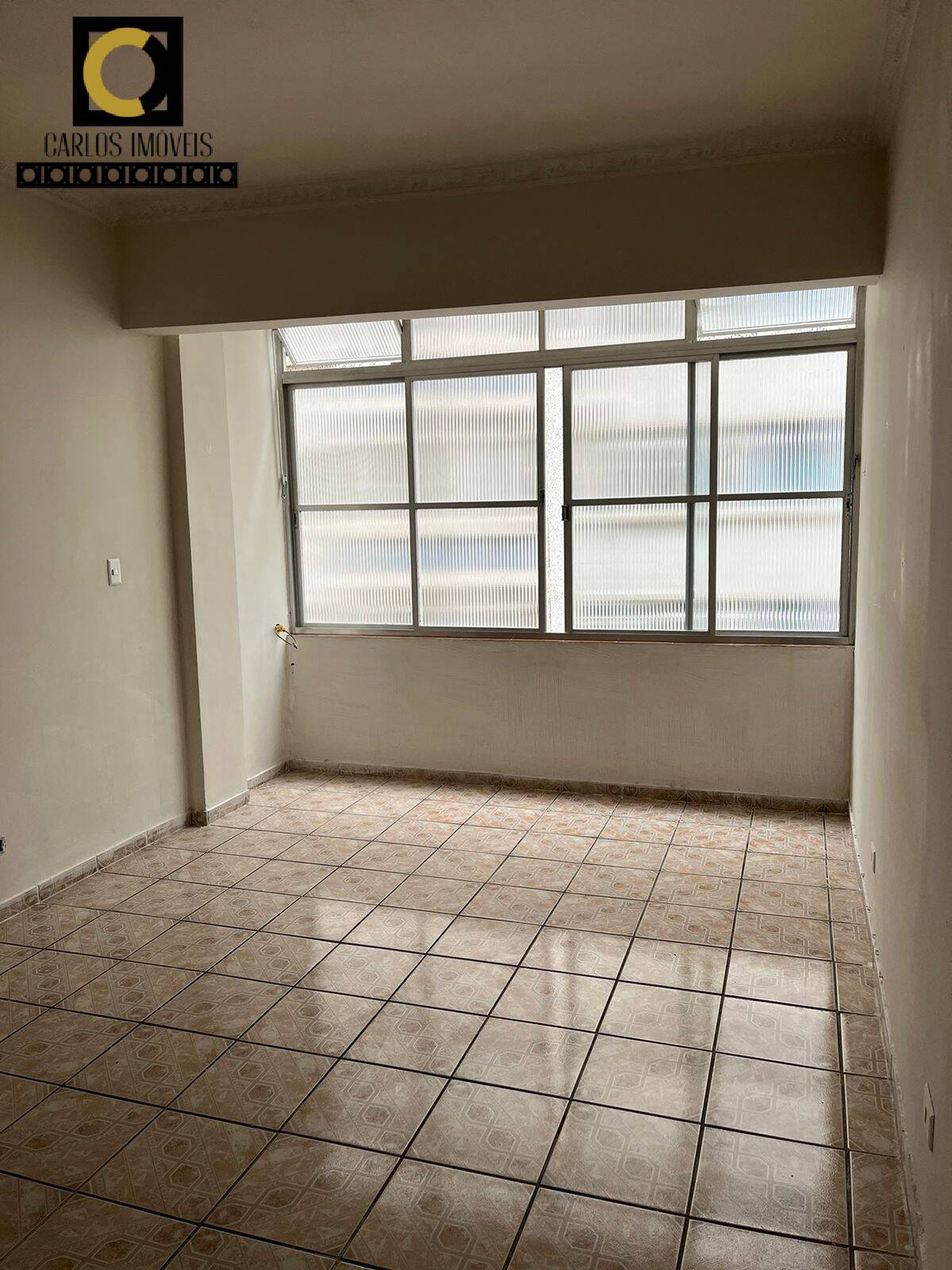 Apartamento à venda com 2 quartos, 85m² - Foto 1