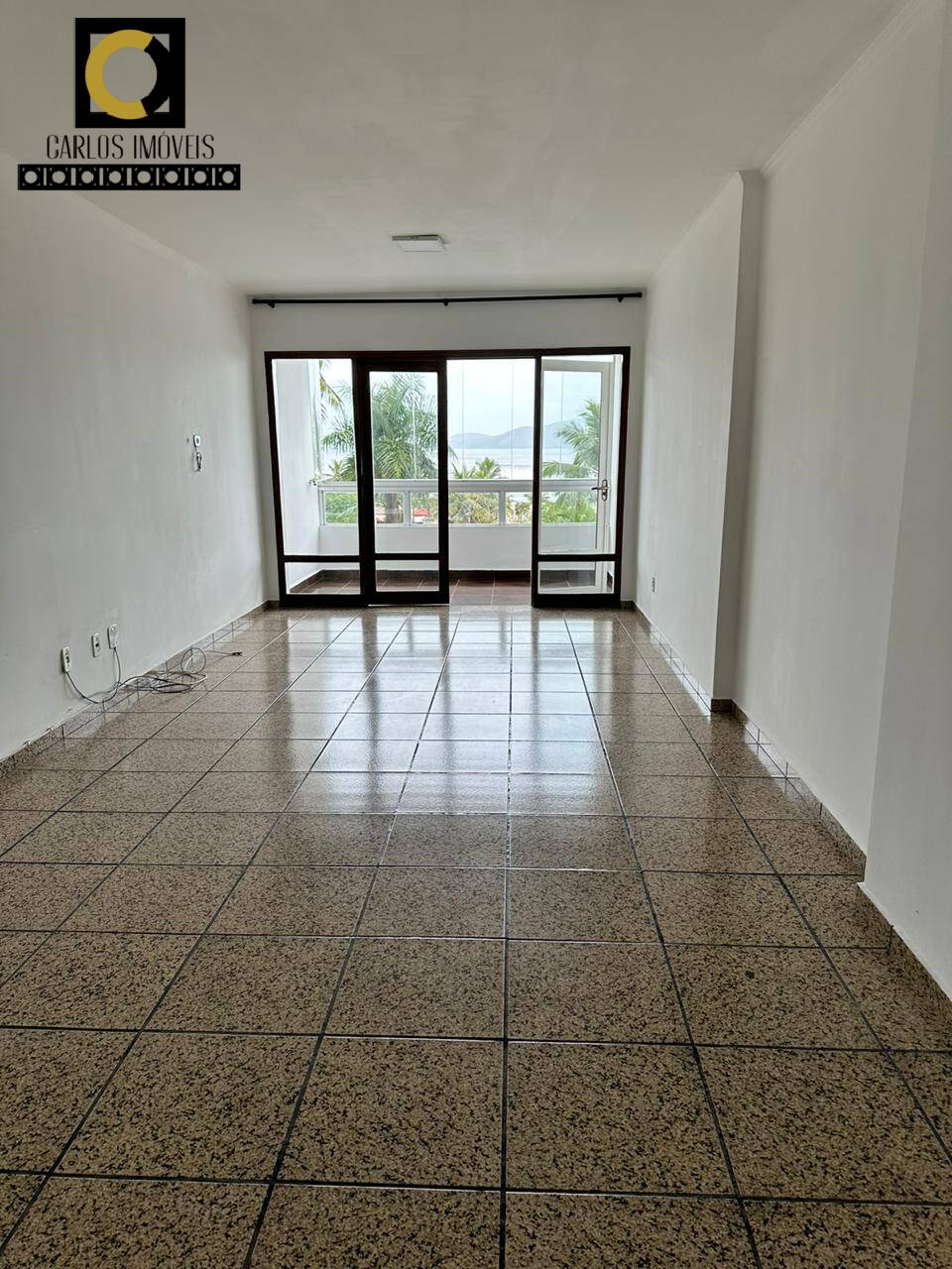 Apartamento à venda com 3 quartos - Foto 2