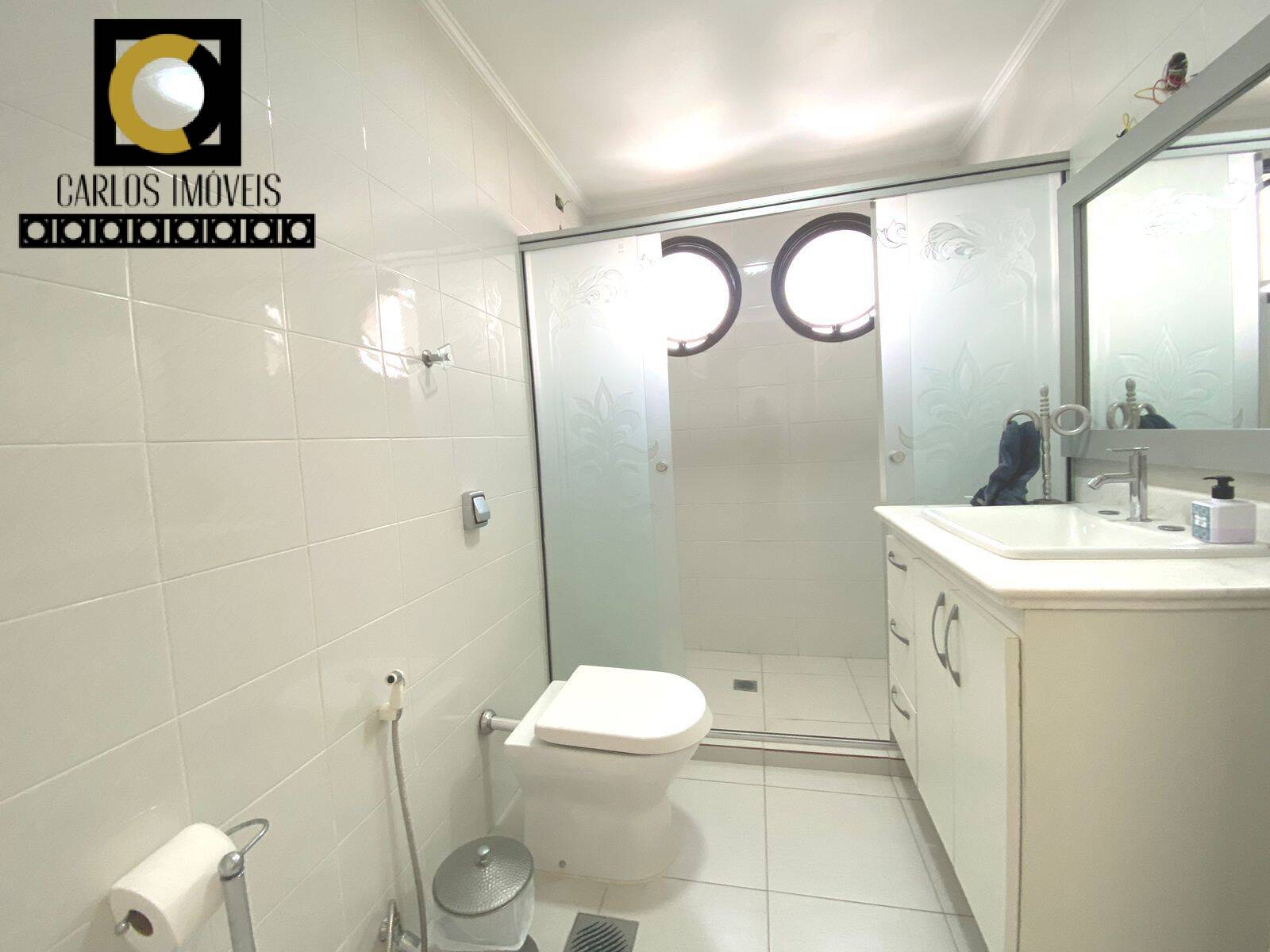 Apartamento à venda com 3 quartos, 136m² - Foto 6