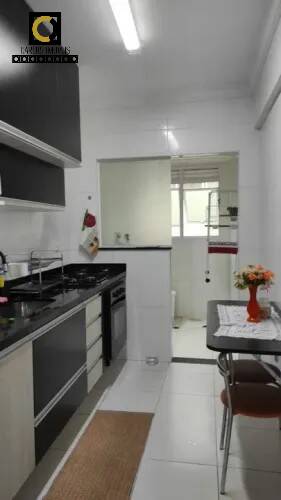 Apartamento à venda com 2 quartos, 75m² - Foto 3