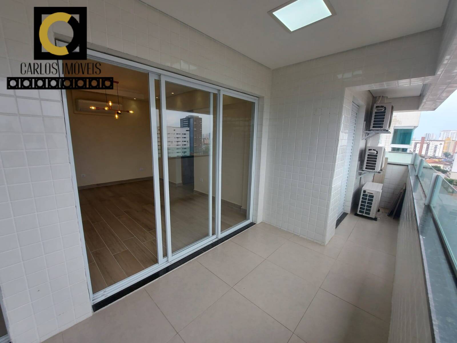 Apartamento à venda com 2 quartos, 67m² - Foto 4