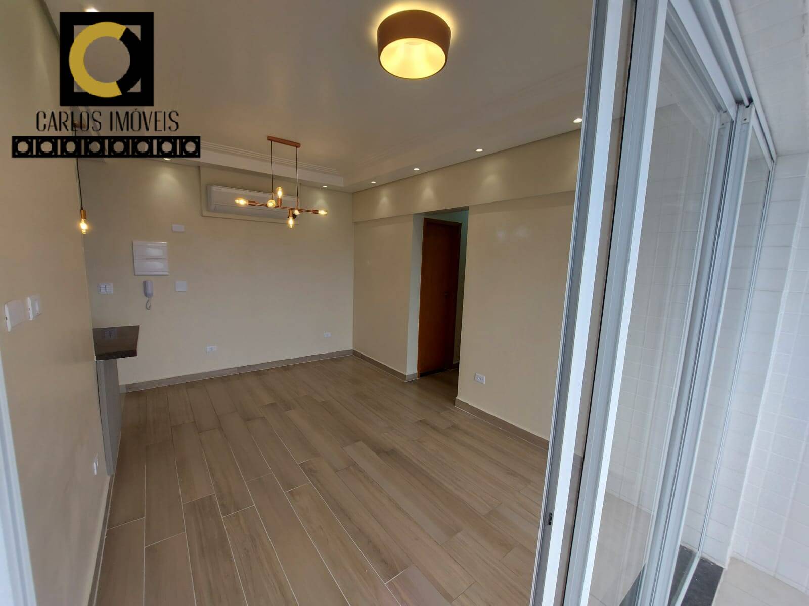 Apartamento à venda com 2 quartos, 67m² - Foto 3