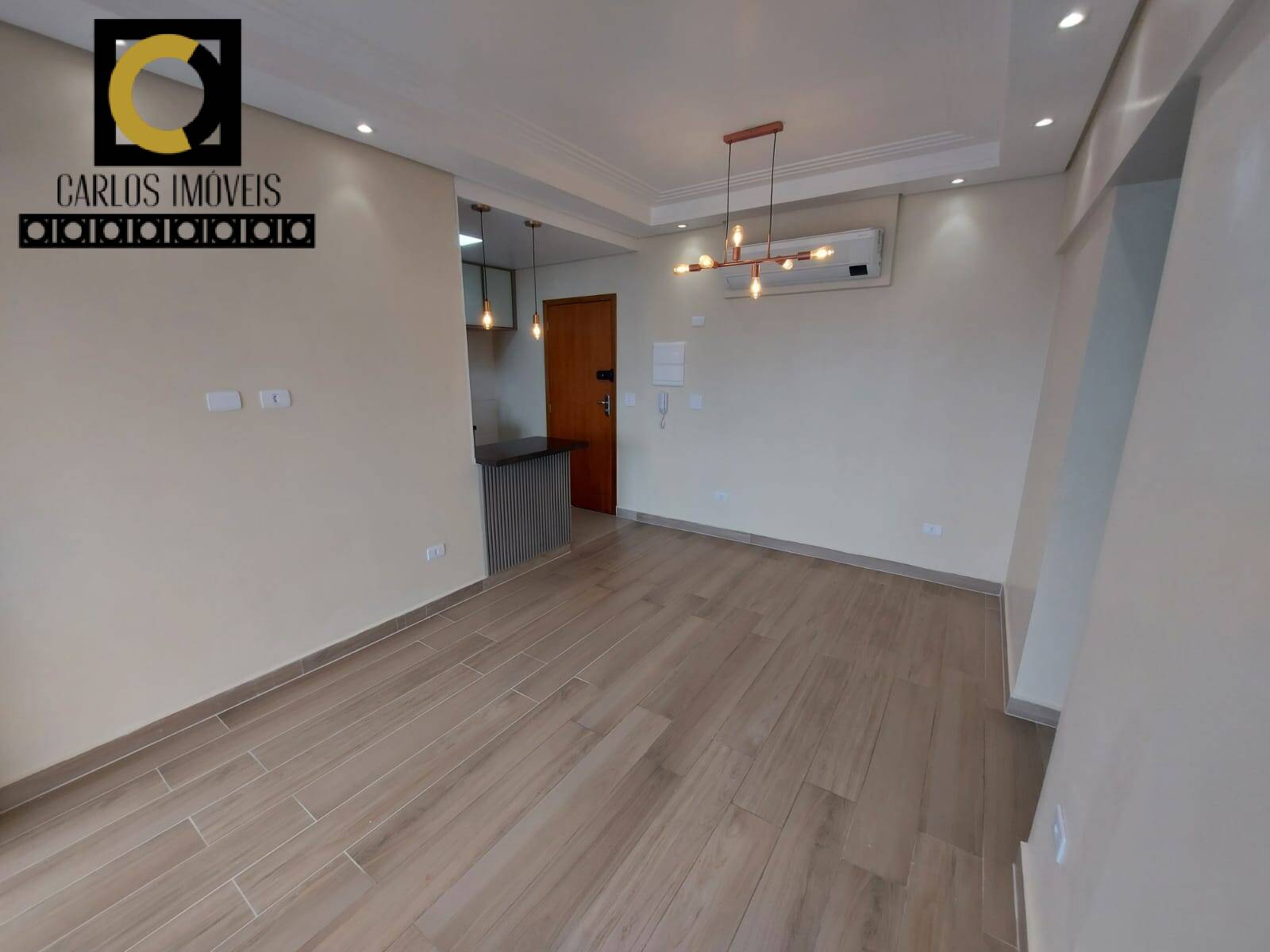 Apartamento à venda com 2 quartos, 67m² - Foto 1