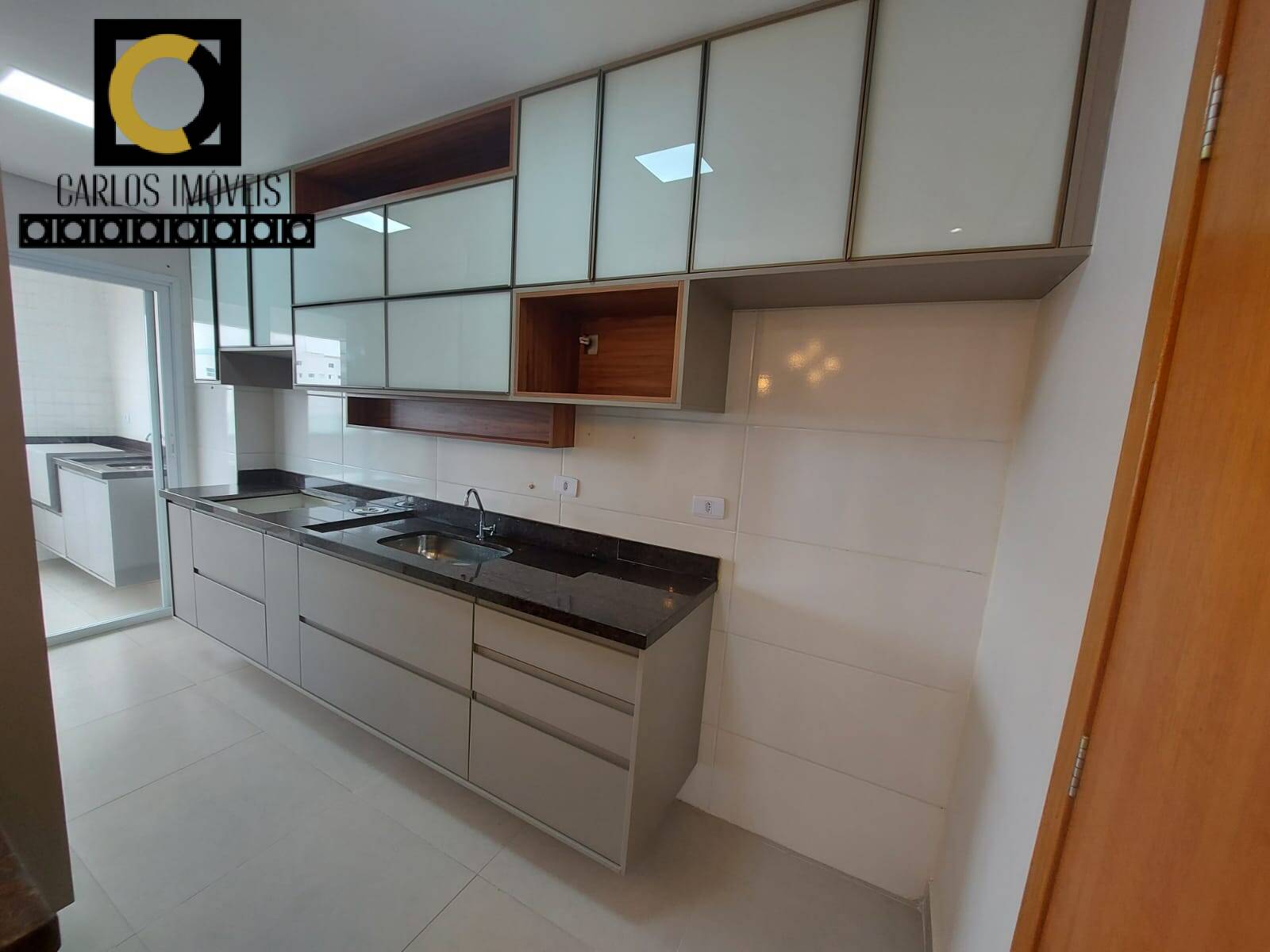 Apartamento à venda com 2 quartos, 67m² - Foto 10