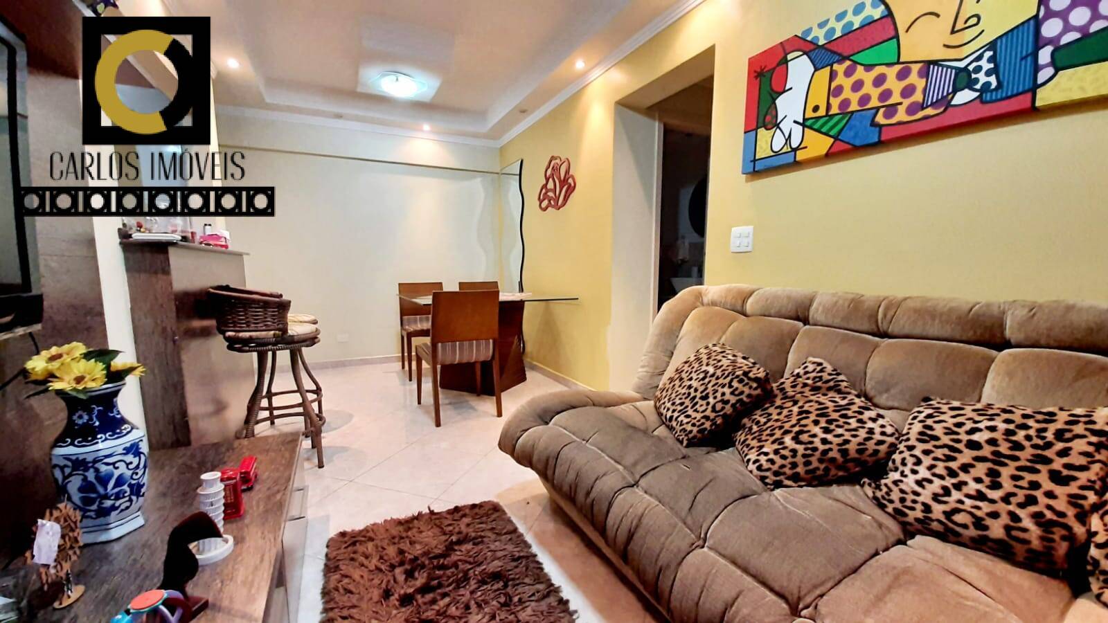 Apartamento à venda com 3 quartos, 77m² - Foto 1